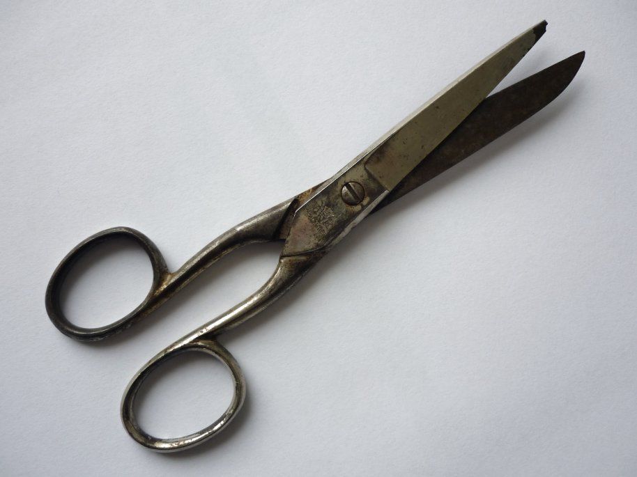 Vintage 1930s Solingen Germany JNR Garantie Antique Scissors-image