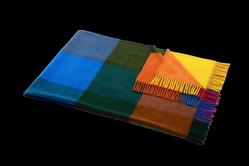 Kuscheldecke Schurwolle Wohn- Reiseplaid mit Fransen gefertigt in Deutschland - Bild 3 von 4