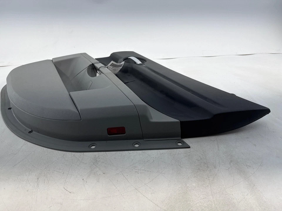 2007 道奇 Magnum 右后门面板装饰盖 Oem — 第 4/4 张图片