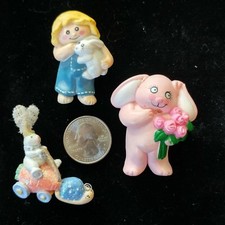 3 Plastic Easter Bunny pin brooches