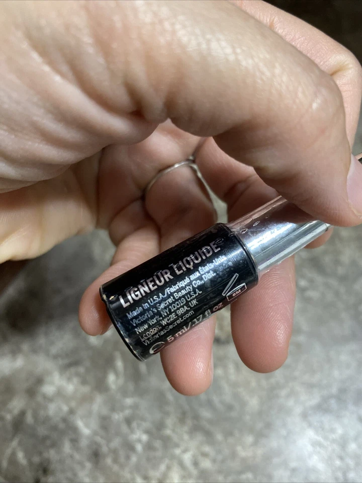 Victoria's Secret Beauty Rush Liquid Liner Night Owl (BLACK)  Factory Sealed - Image 3 of 4