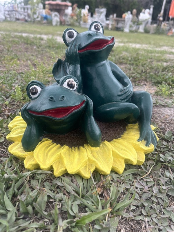 latex fiberglass mold. Make Concrete Or Plaster 10.5”Wide Frogs On Sunflower 