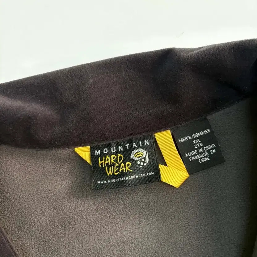 Mountain Hardware Big Size Softshell Jacket, 2XL - image 5