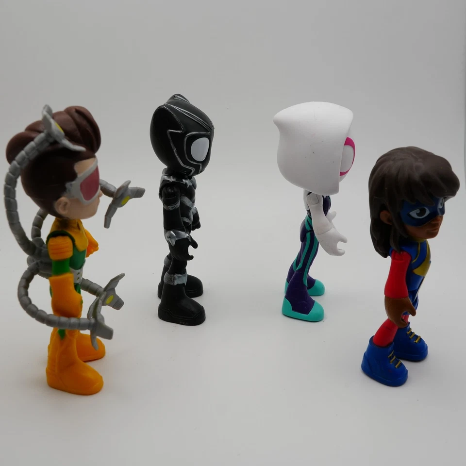 Lote de 4 figuras de acción Marvel Spider-Man Spidey and Friends Rogue Black Panther Foto 2 de 4