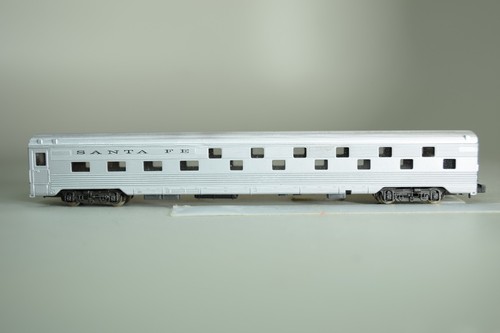 92051 Escala N CON COR SF ATSF SANTA FE VAGÓN DE PASAJEROS | Zustand: Used