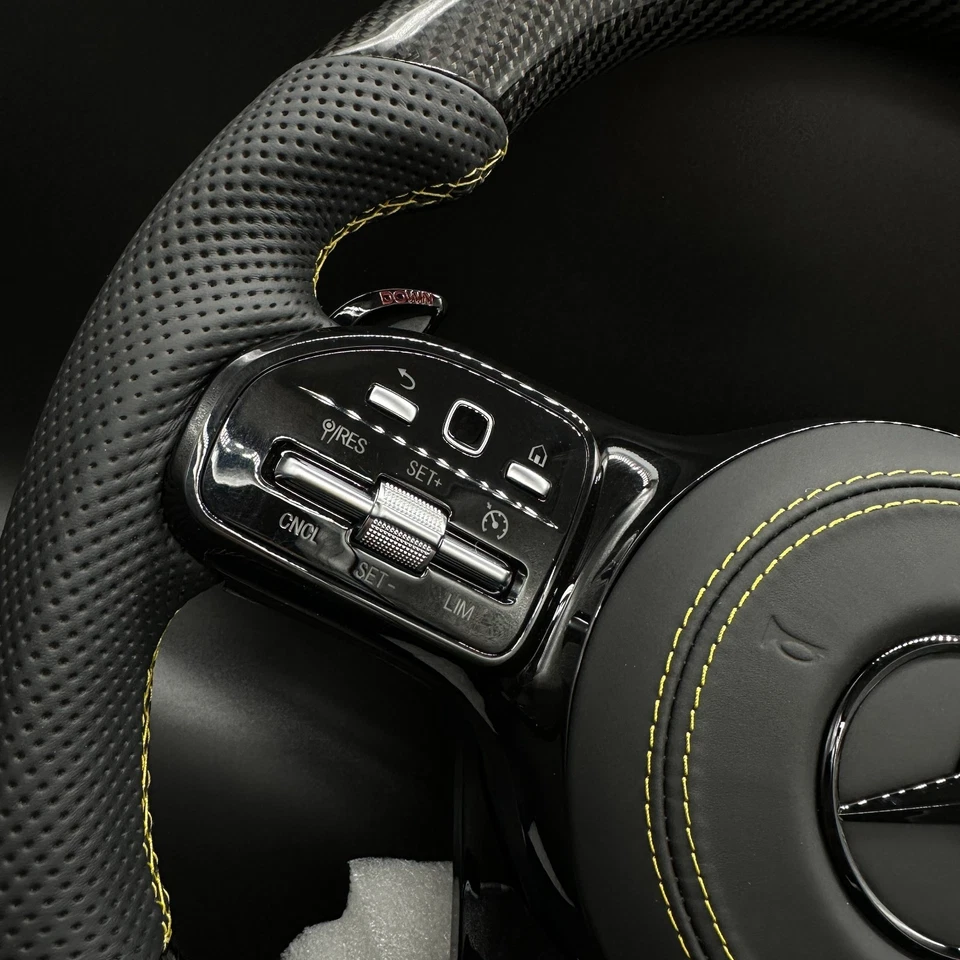 Mercedes AMG Carbon Lenkrad NEU - gelbe Akzente - ohne Codieren - Bild 2 von 4