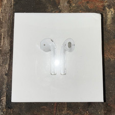 Apple AirPods 2nd Gen Genuine In-Ear Bluetooth Headset w/ Wireless Charging Case