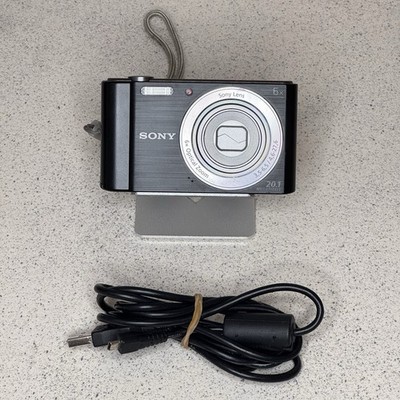 Sony Cyber-Shot DSC-W810 20.1MP Digitalkamera - Schwarz + Akku + Ladegerät
