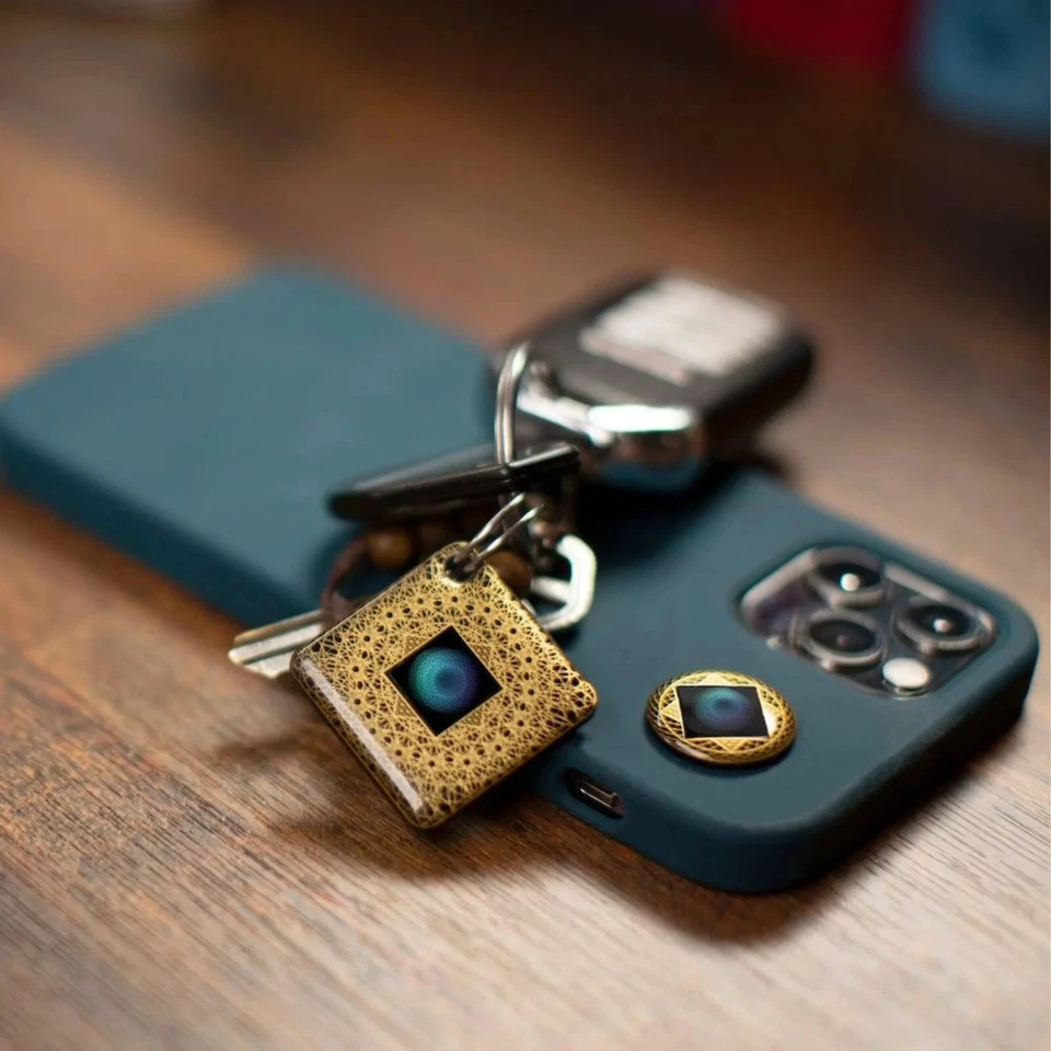 BRAND NEW SEALED AiresTech LifeTune Go Anti Radiation Protection EMF Protection - Imagen 3 de 3