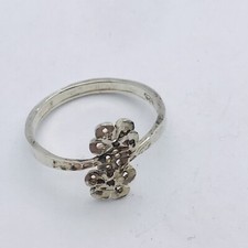 1.8g SIZE 7.5 STERLING SILVER ARTISAN ABSTRACT FLOWER BAND RING MARKED JEWELRY
