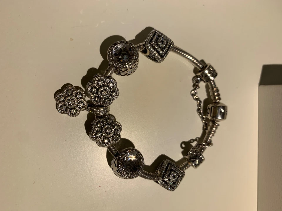 genuine pandora bracelet with charms used - Image 3 of 4