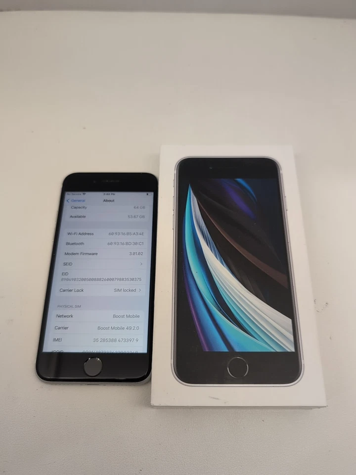 Apple iPhone SE (2nd Generation) - 64 GB - White (Boost Mobile) #209  - Image 4 of 4