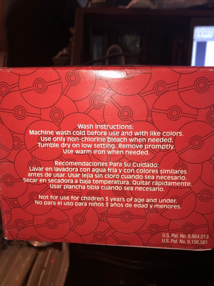 Juego de cama para niños 4 piezas Pokemon tamaño completo juego de sábanas Pickachu Charmander Foto 2 de 4