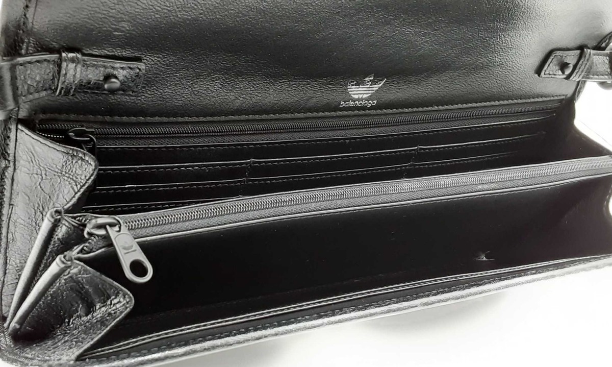 Balenciaga X Adidas Black Leather Strap Wallet Ebixzsa Balenciaga X Adidas Black Leather Strap Wallet Ebixzsa