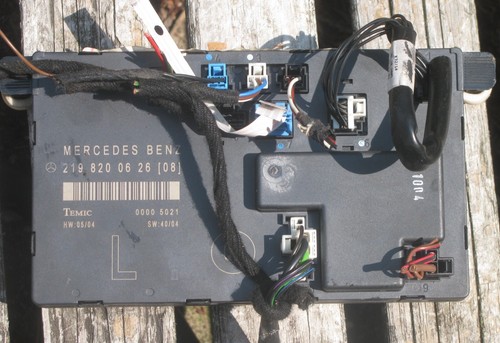 06-11 MERCEDES CLS500 CLS550 LEFT DRIVER DOOR CONTROL MODULE 2198200626 - Picture 1 of 5