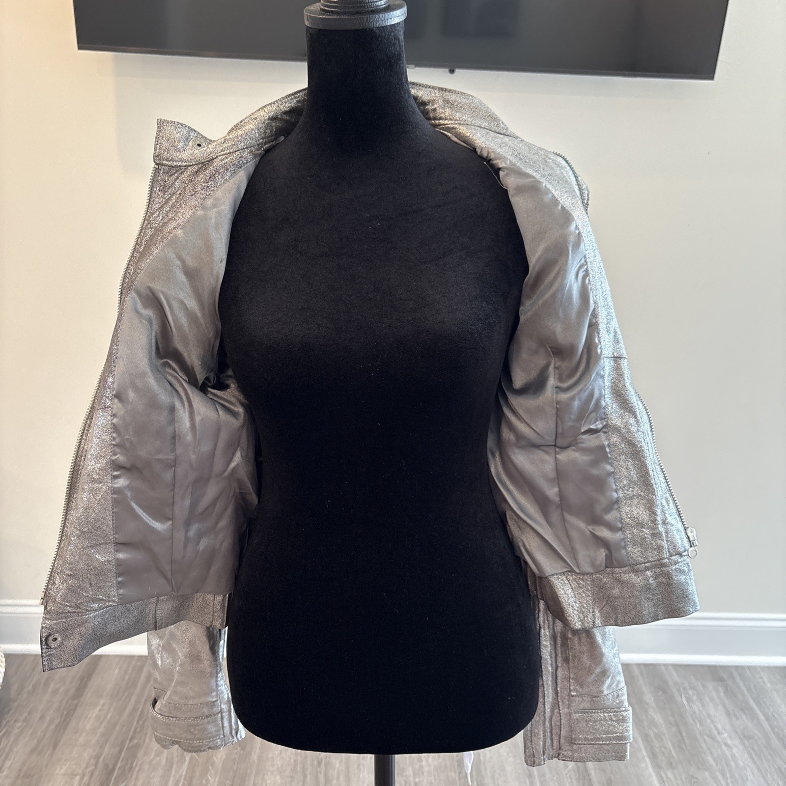 Bebe Cobblestone Silver Pattern Vintage Biker Jac… - image 15