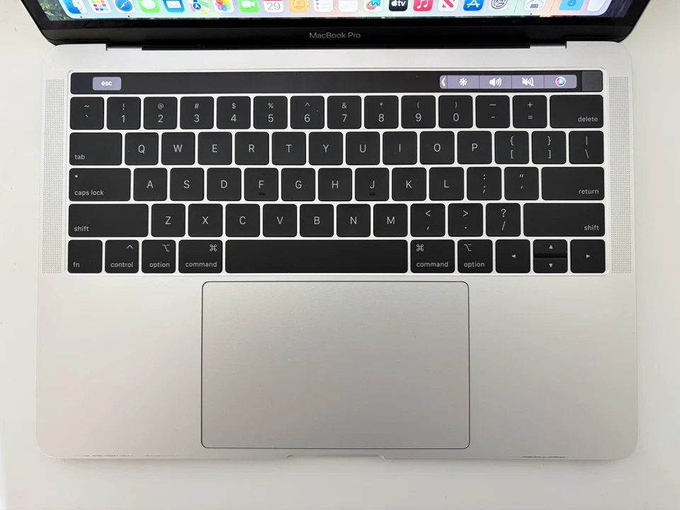 Apple MacBook Pro 13" 2019 · i7 · 8GB · 256GB, photo 2 of 5
