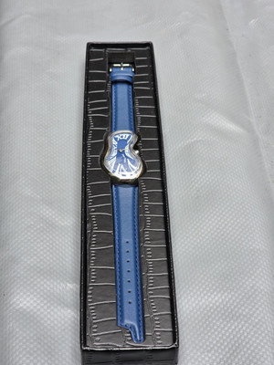 Exaequo melting watch