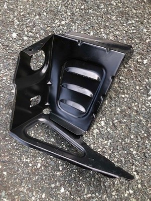1 x NOS Original Ford MK2 Sierra L/H Stoßstangenträger Halterung