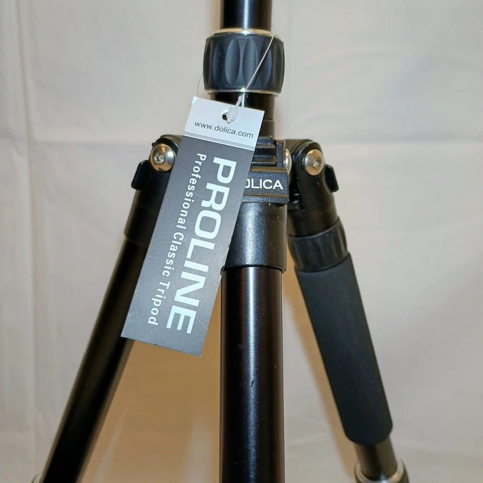 DOLICA PROLINE REVERSIBLE TRIPOD/MONOPOD W/BALL HEAD - 18" TO 57"  TX570B150DS - Image 3 of 4