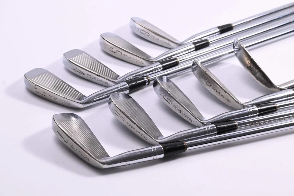 Titleist 1982-83 Tour Model Irons / 3-PW+SW / Regular Flex True Temper Dynamic - Image 4 of 4