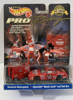 1998 Hot Wheels Pro Racing Pit Crew #50 HENDRICKS MOTORSPORTS Monte Carlo/Tool