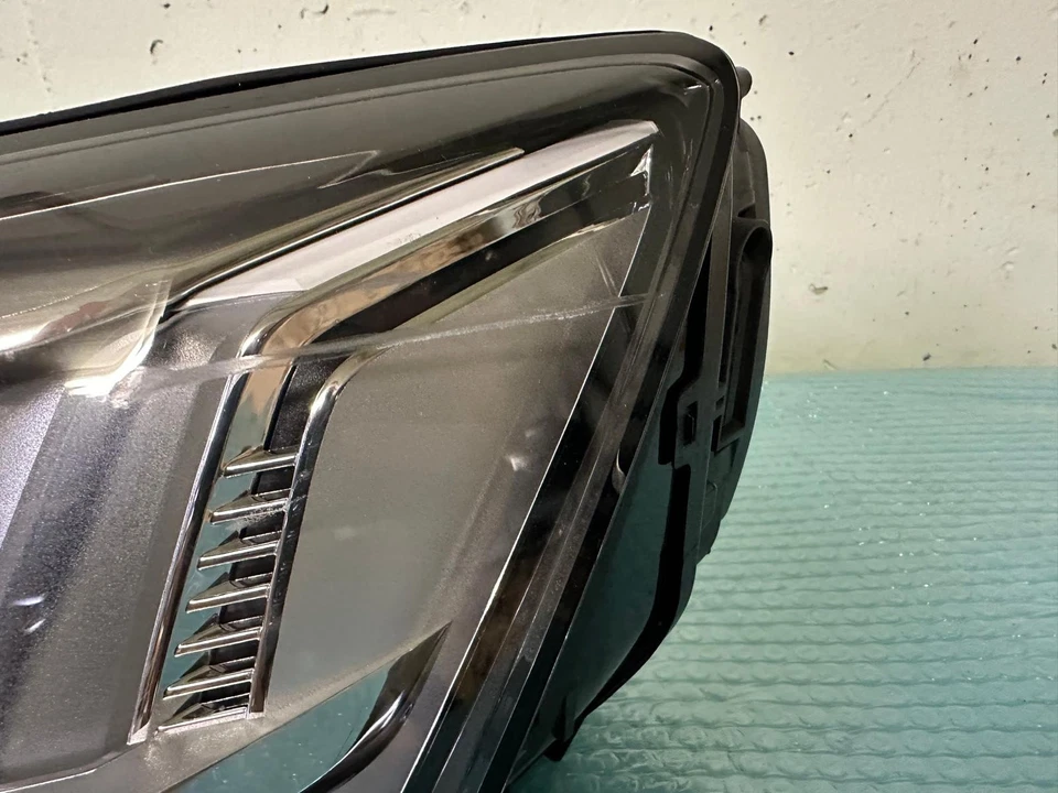 Audi Q2 Voll LED Scheinwerfer Links - Bild 3 von 4