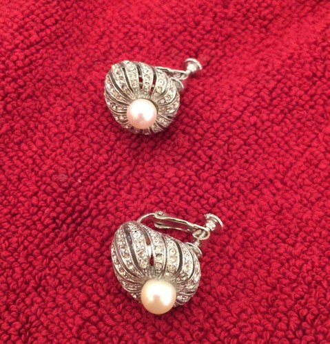 RARE Miriam Haskell Inlay CZ &pearl Screw On Clip Earrings Pat 3176475. VINTAG