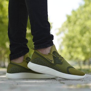 nike lunarcharge green