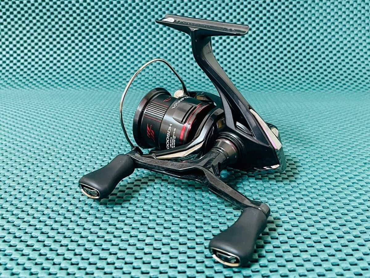 NEW SHIMANO 24 VANFORD C3000 SDH SPINNING REEL 5.1:1 *1-3 NEW SHIMANO 24 VANFORD C3000 SDH SPINNING REEL 5.1:1 *1-3