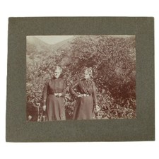 Two Women in Black Mourning Dresses Antique Cabinet Card Photo Victorian