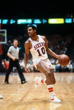 Maurice Cheeks of the Philadelphia 76ers1980's Basketball photo