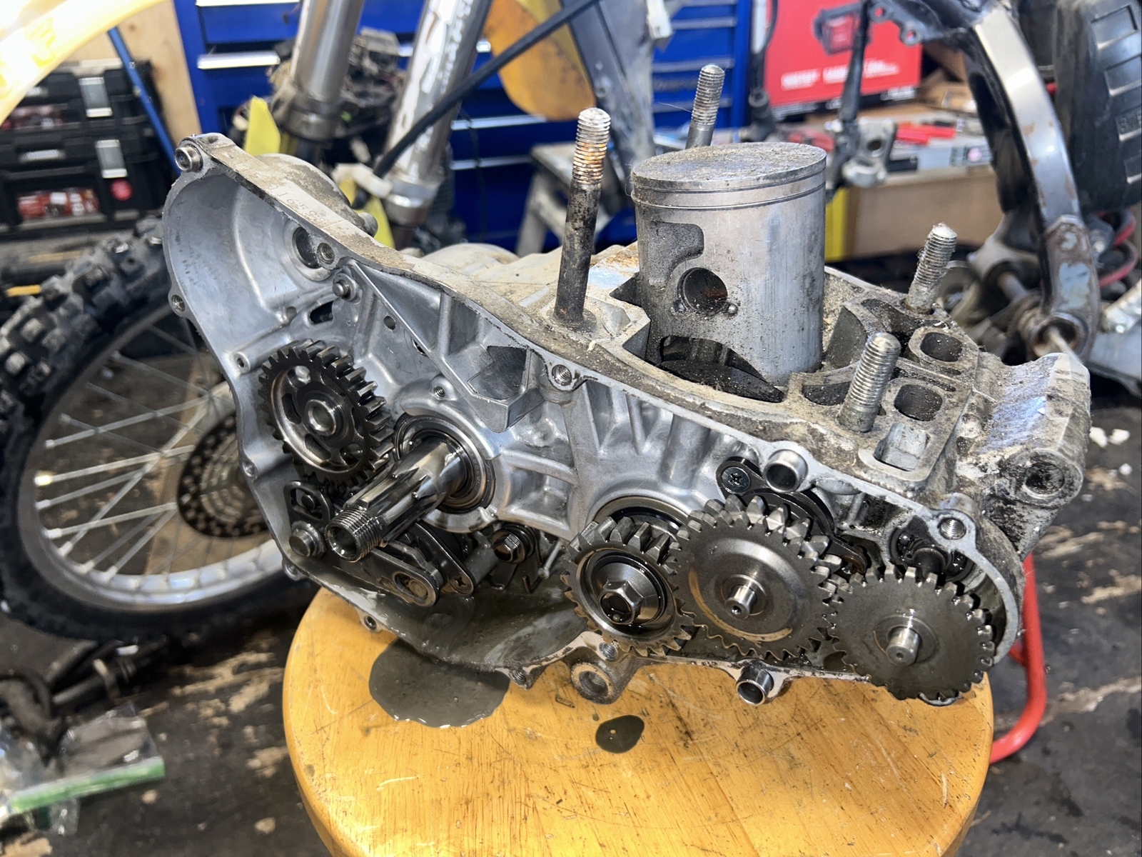 1998 2000 Suzuki RM250 RM 250 Bottom End Engine Crankcase Crank