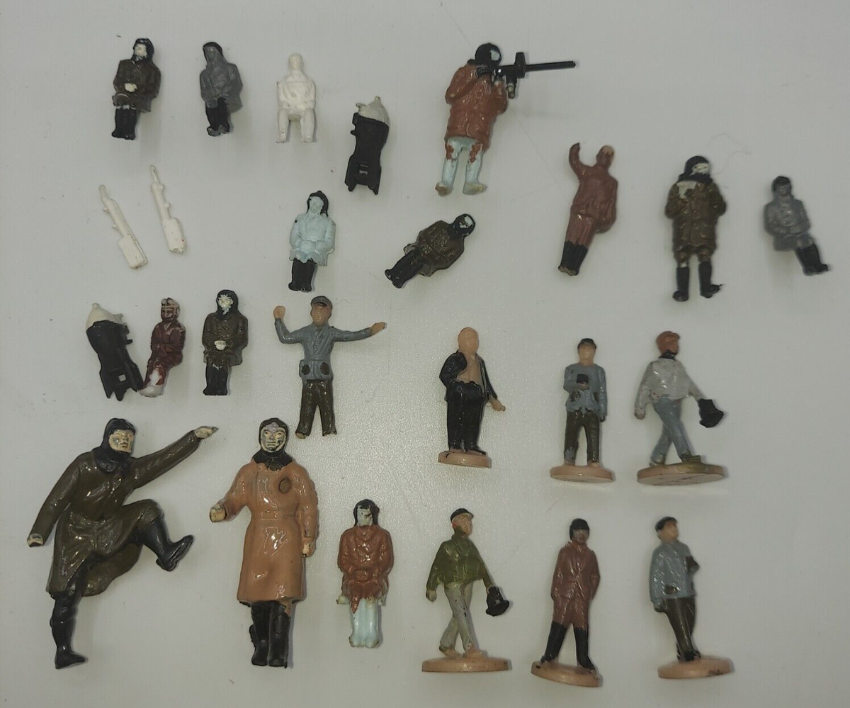 Vintage Antique miniature plastic monsters army guys Frankenstein Halloween  guns | eBay