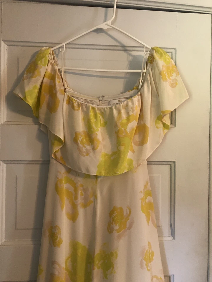 Vestido Largo Acampanado Amanda Uprichard Delilah Amarillo Seda Fuera del Hombro XS Foto 3 de 4