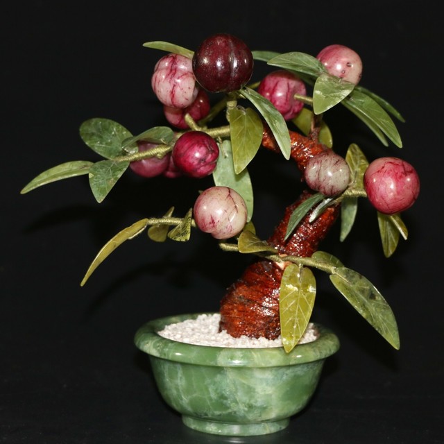 Vintage Antique Chinese Jade Bonsai Tree in green jade Flower Pot 1062A