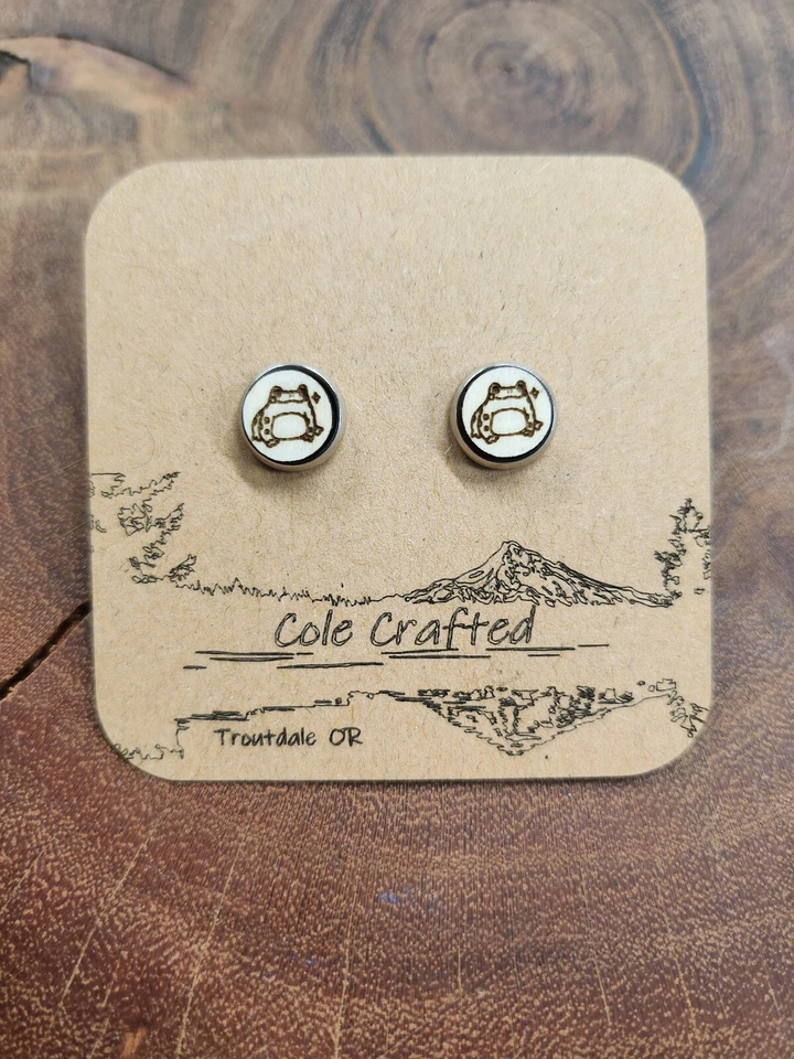 Lindos Pendientes Sapo Rana Madera Hechos a Mano 8mm Bisel Conjunto Joyería Regalo Foto 3 de 4