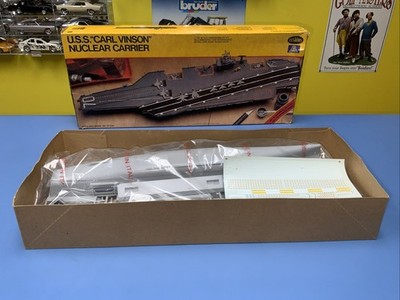 Testors U.S.S. Carl Vinson Nuclear Carrier #896 Released in 1981 No Instructions