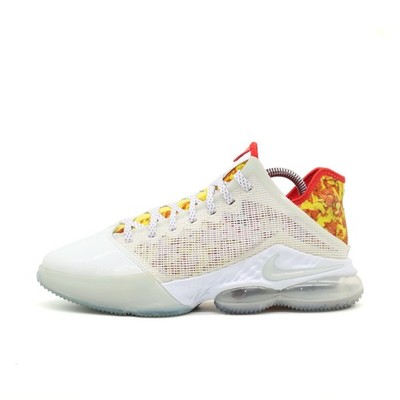 Nike Herren LeBron 19 Low Sneaker EU 42.5 Weiß DQ8344-100 Synthetik