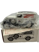 Vintage ERTL 1932 Panel Delivery Die-Cast Locking Coin Bank 1/25 Scale