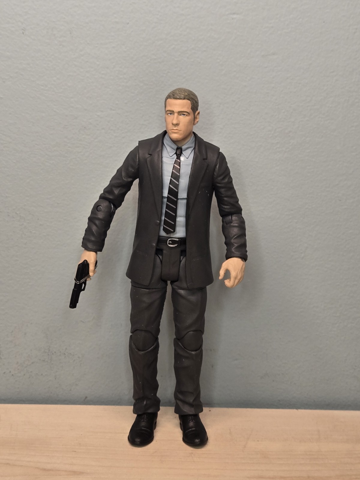 Diamond Select DC Gotham 7" Detective James Gordon Before Th