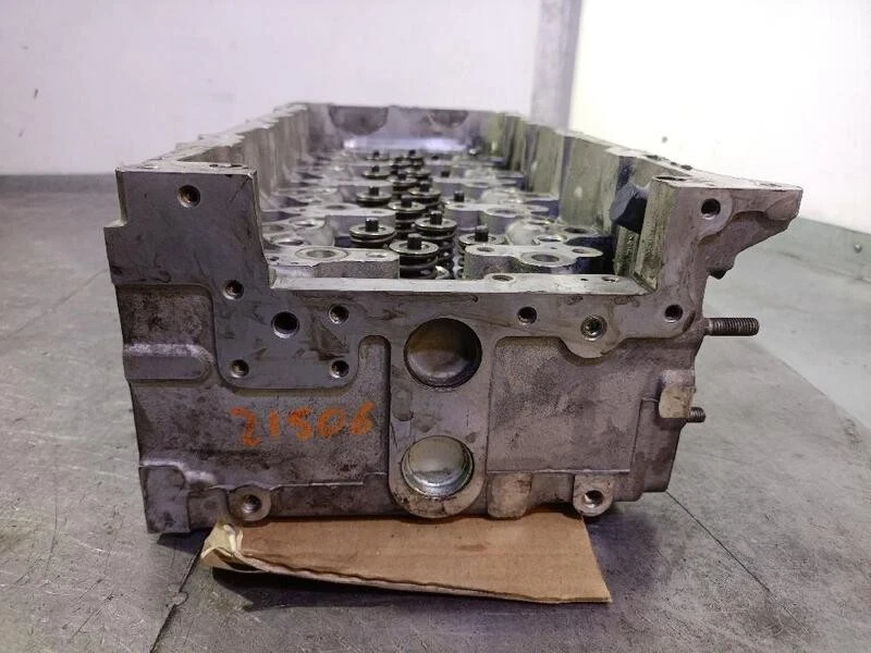 221004A025 zylinderkopf r. für KIA SORENTO I (JC) 2.5 CRDI 2002 5341307 - Bild 2 von 4