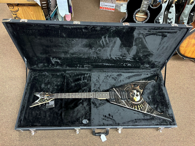 Dean Michael Amott Signature Tyrant X electric guitar War Eternal