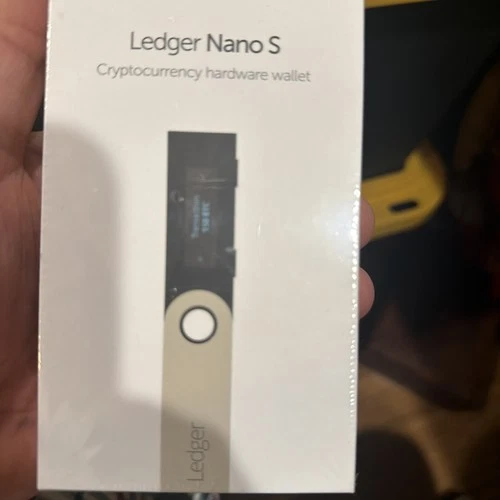 Ledger Nano S Plus Crypto Hardware Wallet