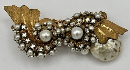 Vintage Miriam Haskell Rare Brooch Pin Gold Tone Faux Pearl Rhinestone Signed