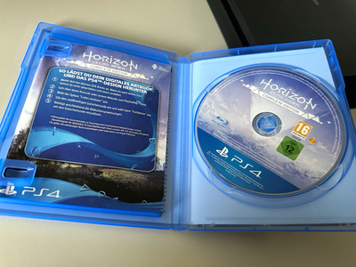 Horizon Zero Dawn Complete Edition (PlayStation Hits) PS4 PAL USK 12