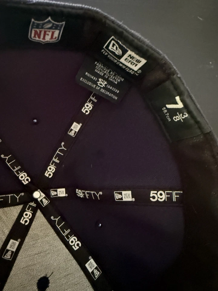 New Era Fitted Hat 5950 Chicago Bears Navy Blue Script B Size 7 3/8 Pre owned - Image 4 of 4