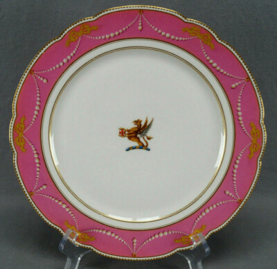 Lerosey Paris Heraldic Griffon Pompadour Pink Beaded Garland & Gold Bow Plate B