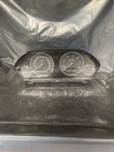 BMW F30 F31 F32 F36 Kombiinstrument Armaturenbrett Tacho Uhr 9232895