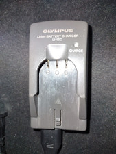 Olympus Li-ion Battery Charger LI-10C With Cord